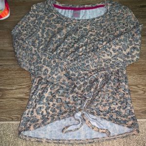 Long Sleeve Chettah Print Tee